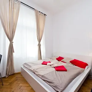 Budget Hostal