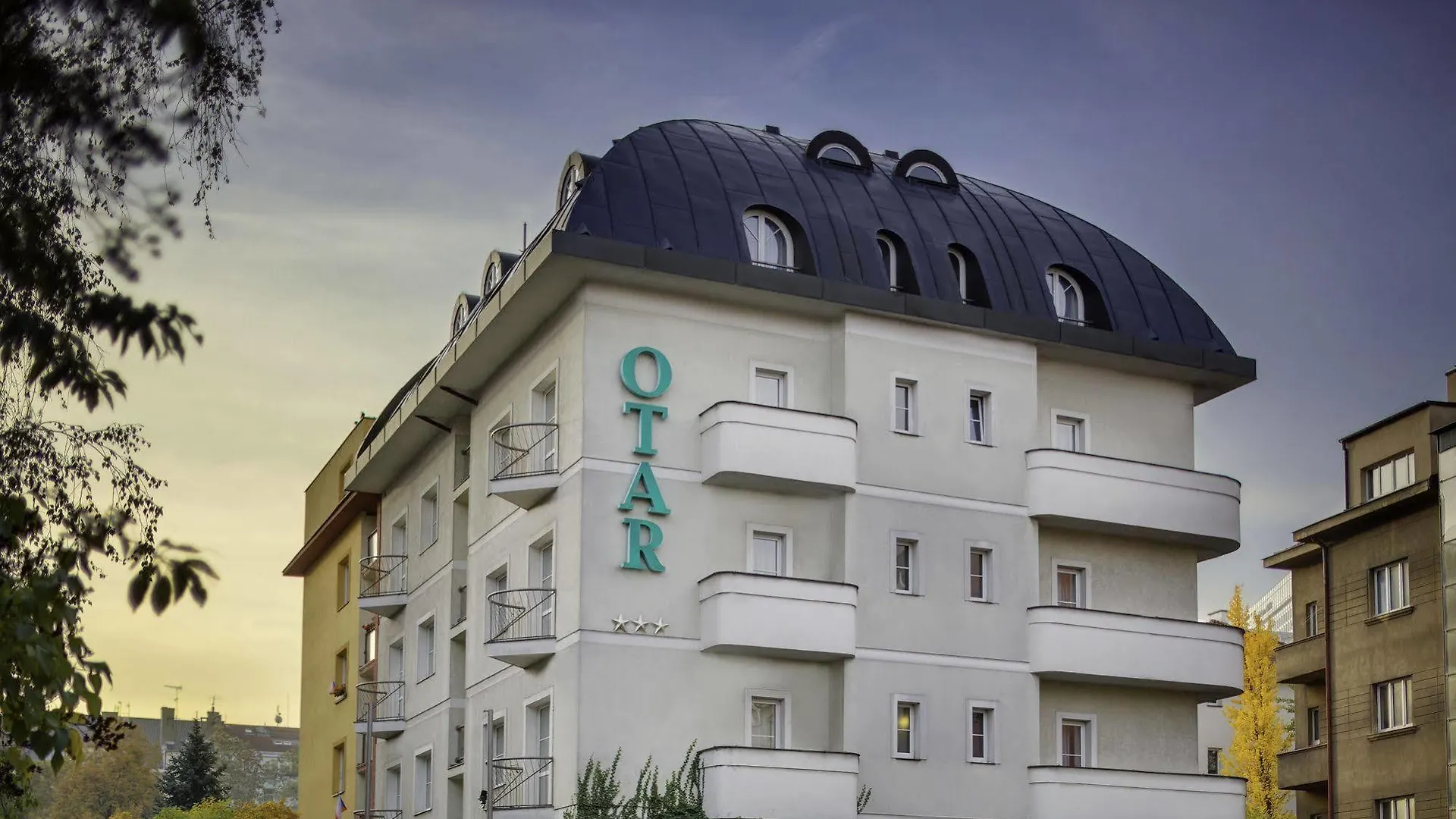 Hotel Otar contacts